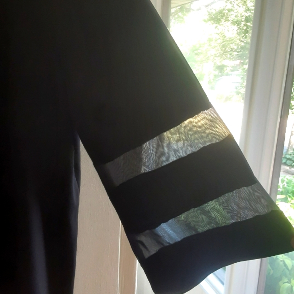 Moa Moa V-Neck Opaque Tricot Top, Sheer Two-Tone Sleeves, BARELY PRE-WORN